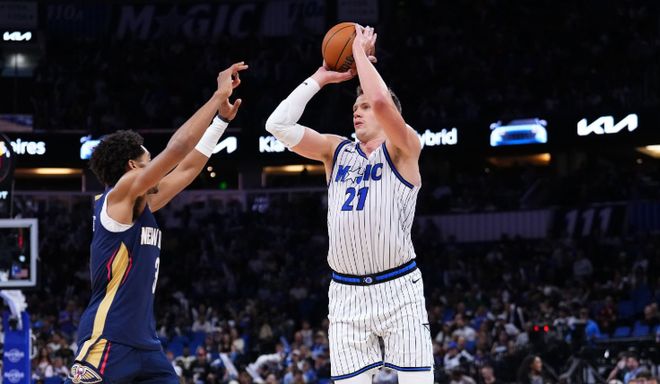 魔術3人20+獲勝！大瓦時隔386天復出8分 鵜鶘近11戰10敗